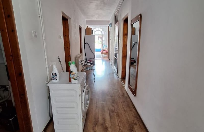 Rent of furnished 5-room apartments, 150 m², Faleza Nord, Constanța, Romania